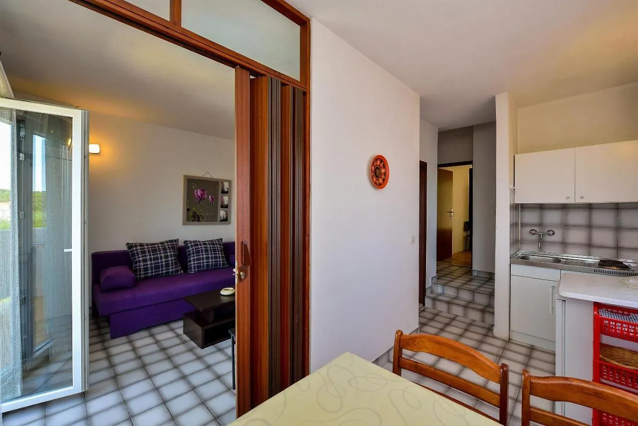 Apartments Villa Ana Kukljica