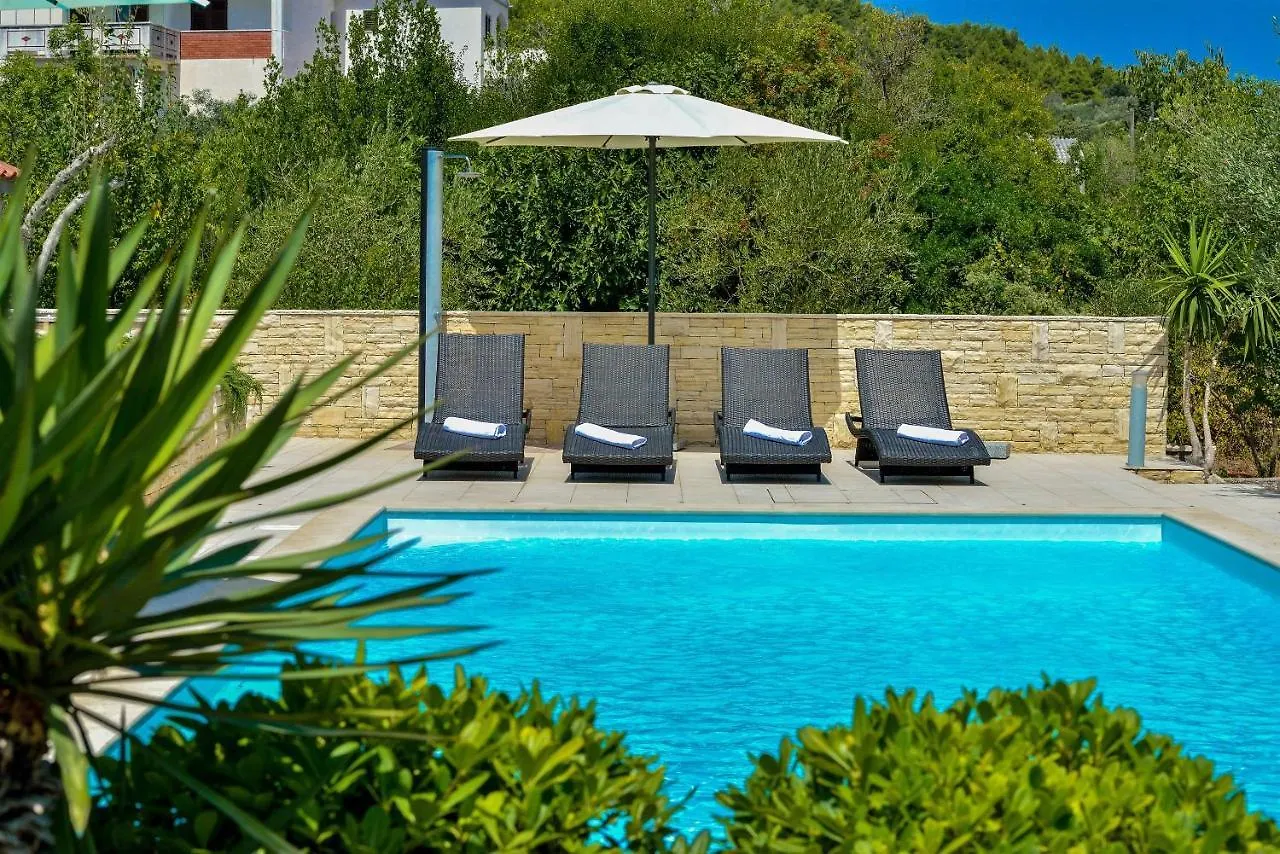 Apartments Villa Ana Kukljica