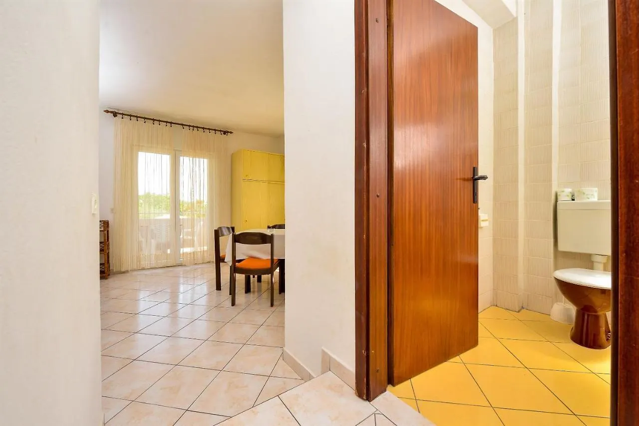 Apartments Villa Ana Kukljica
