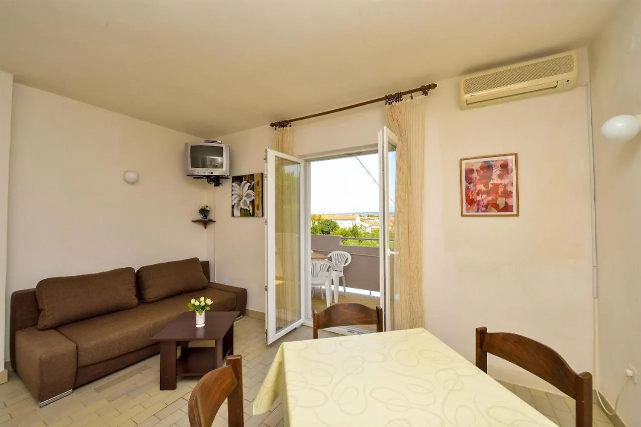 Apartments Villa Ana Kukljica