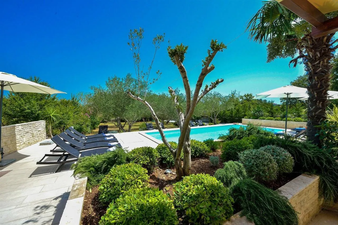 Apartments Villa Ana Kukljica