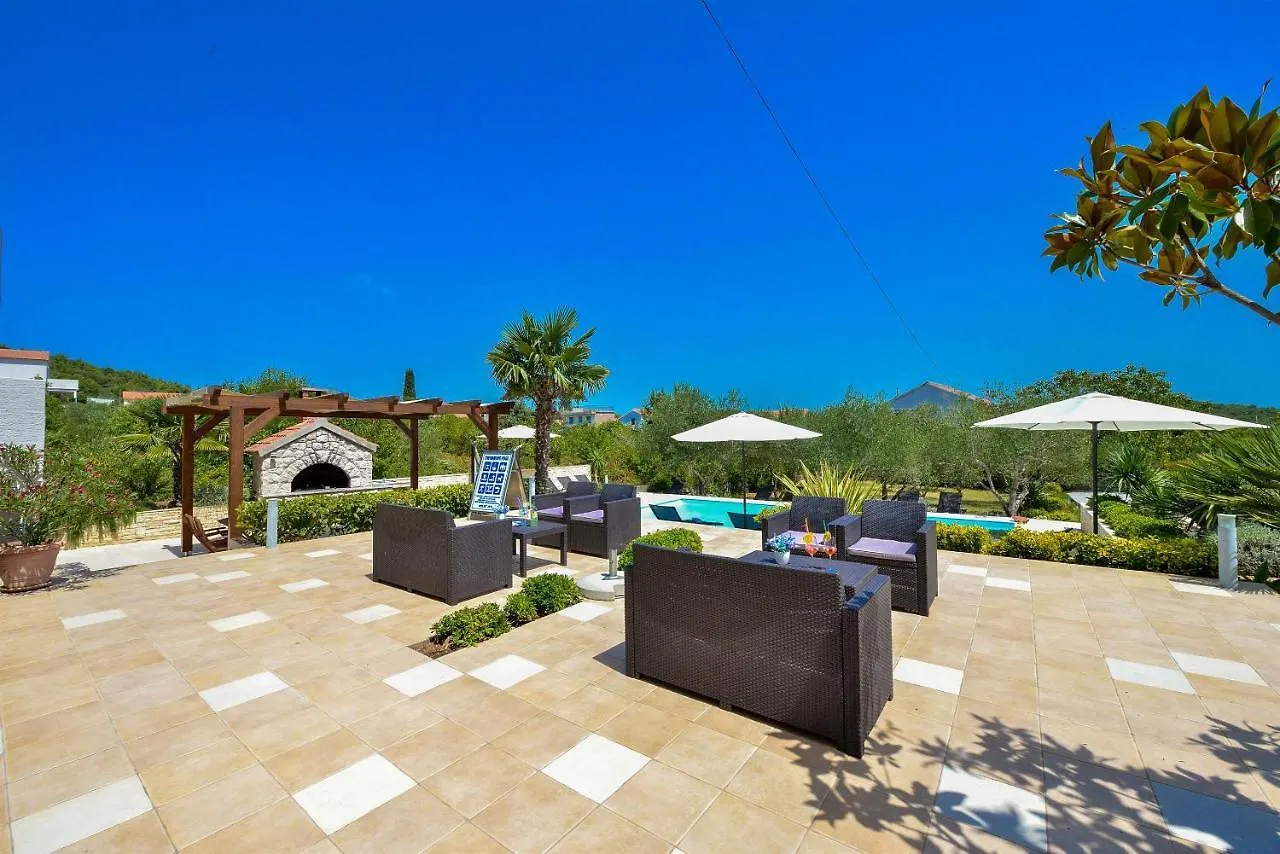 Apartments Villa Ana Kukljica Croatia