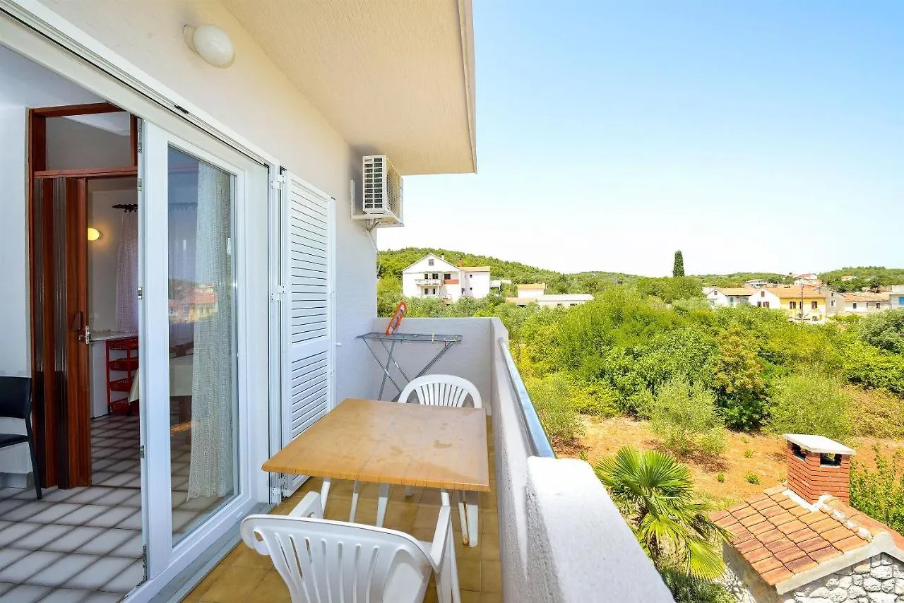 Apartments Villa Ana Kukljica