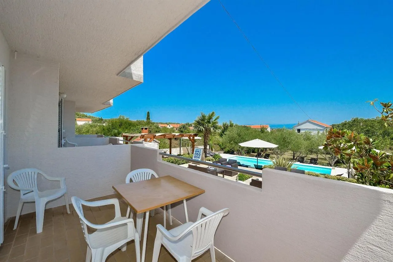 Apartments Villa Ana Kukljica