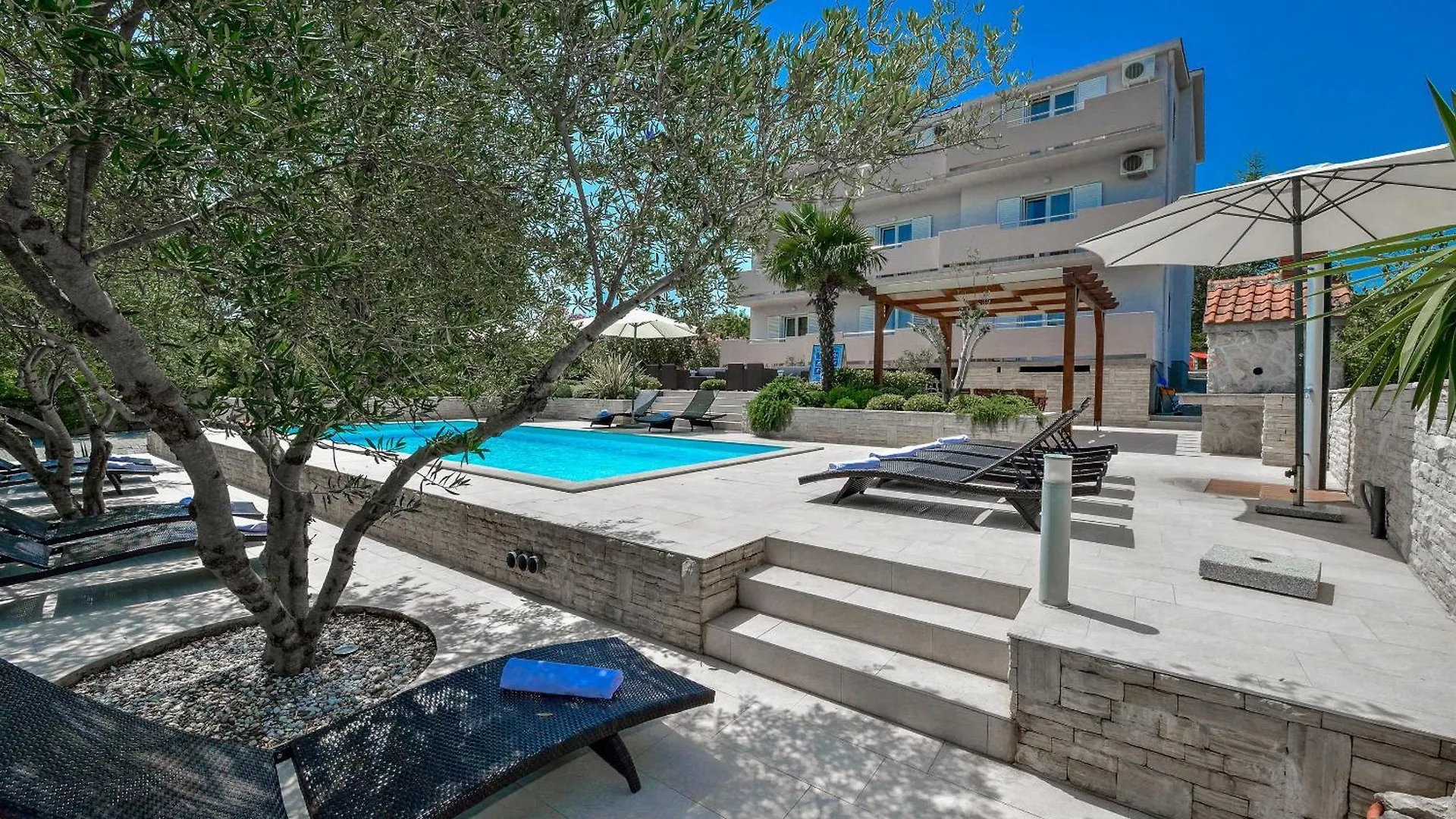 Apartments Villa Ana Kukljica Croatia